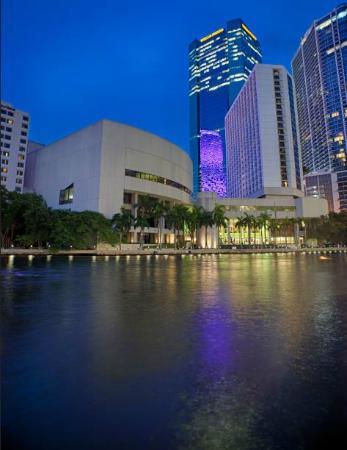 Knight International Center